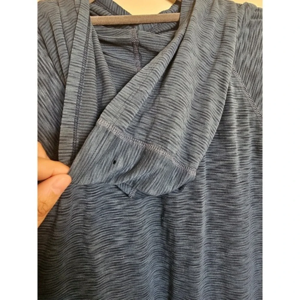 Kuhl Women's Medium Blue Gray Vara Hoody Hoodie Lightweight Pullover Logo - Picture 5 of 10
